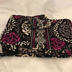 Vera Bradley Toiletry Bag Canterberry Magenta